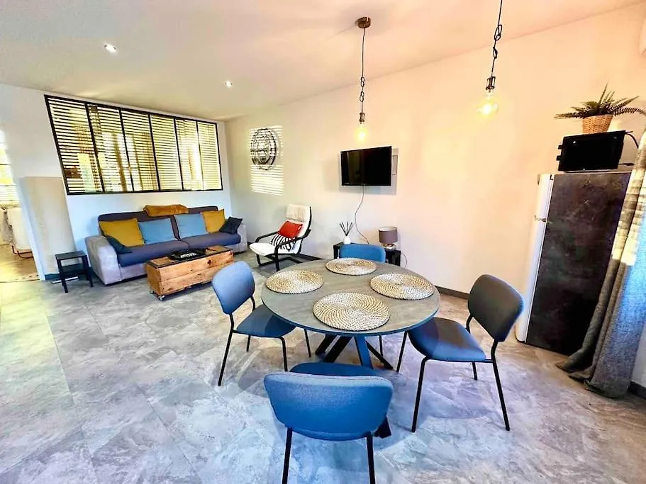 Appart Cosy Au Calme, Dans Le Centre De Bandol Apartament
